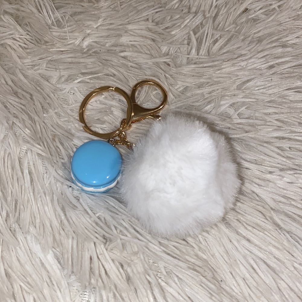 Macaroon Puff Ball Keychain